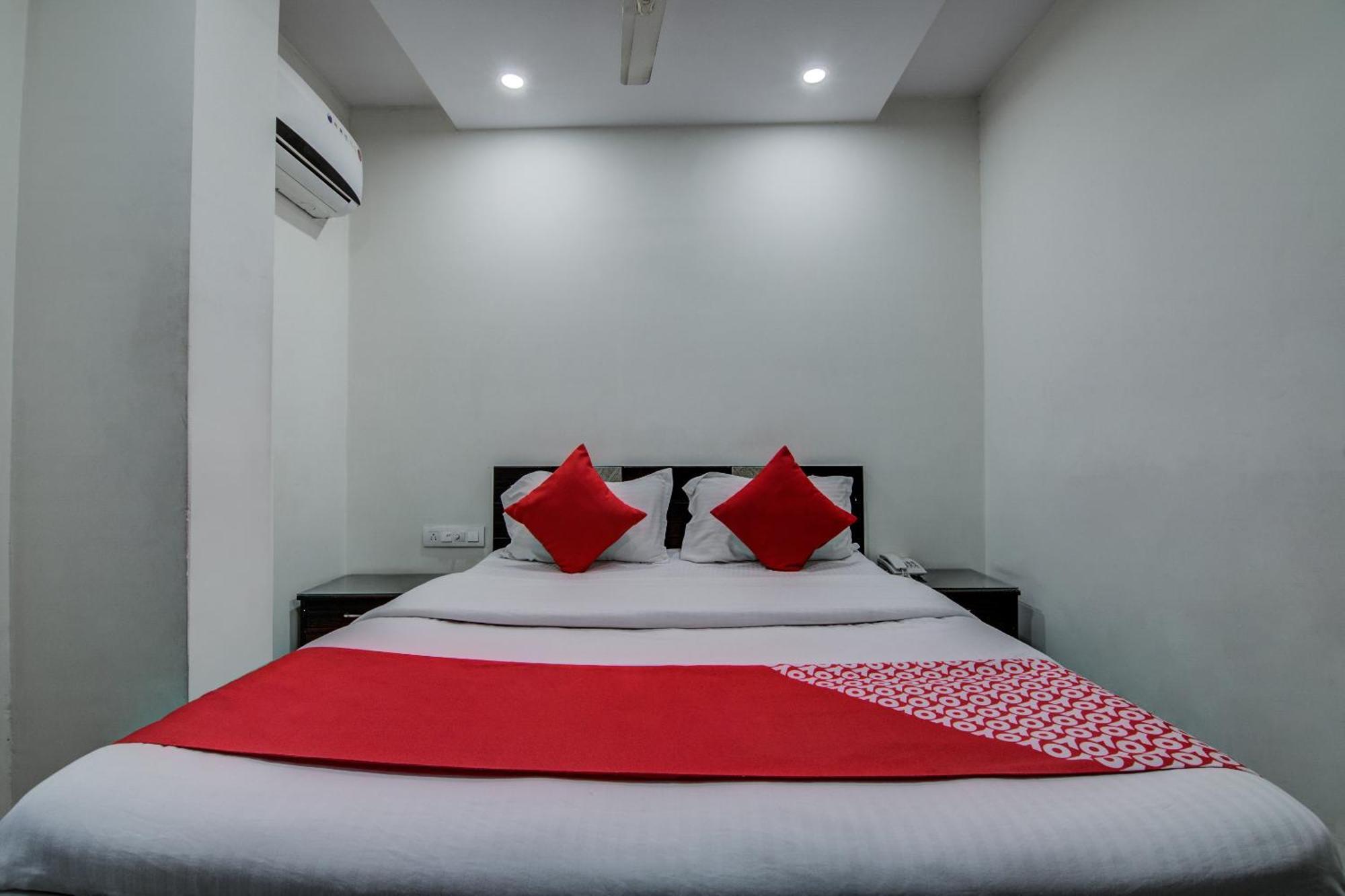 Hotel O Vb Grand Višákhapatnam Exteriér fotografie